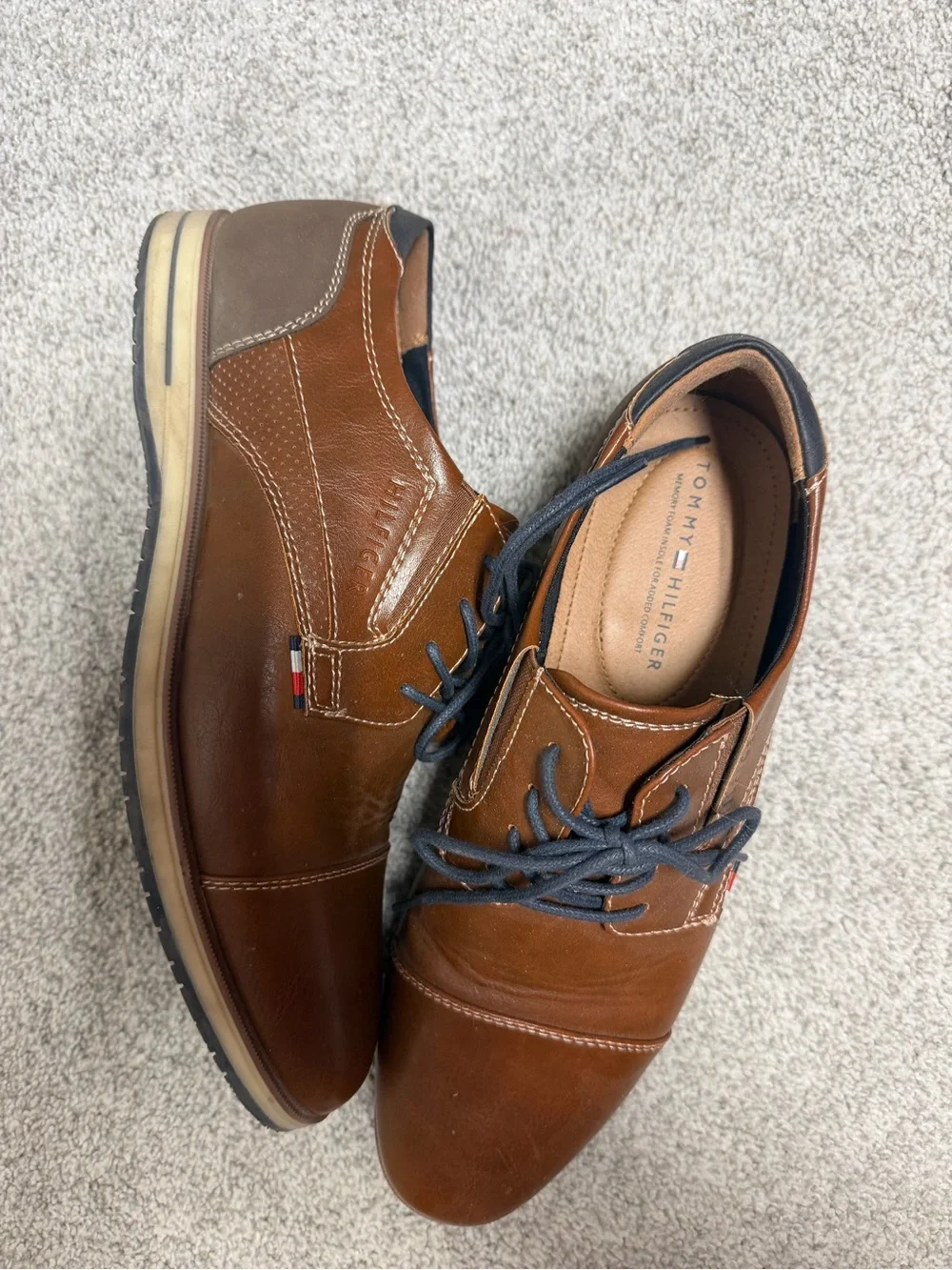 Tommy Hilfiger Brown Leather Lace-Up Derby with Navy Laces